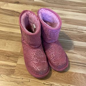 Pink girls Ugg Boots